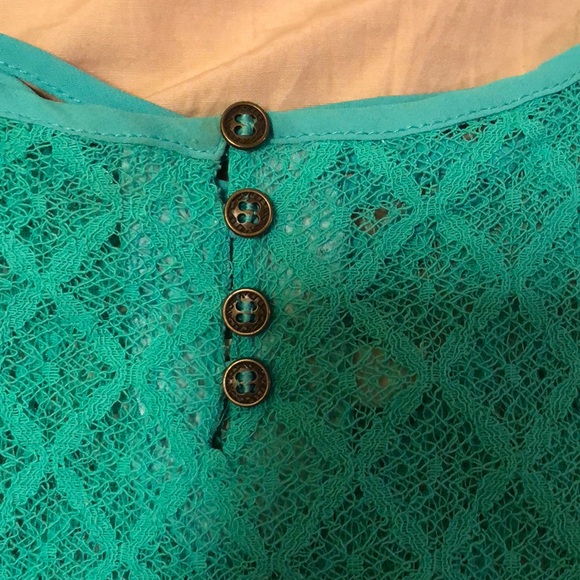 Crop Top - Picture 2 of 5